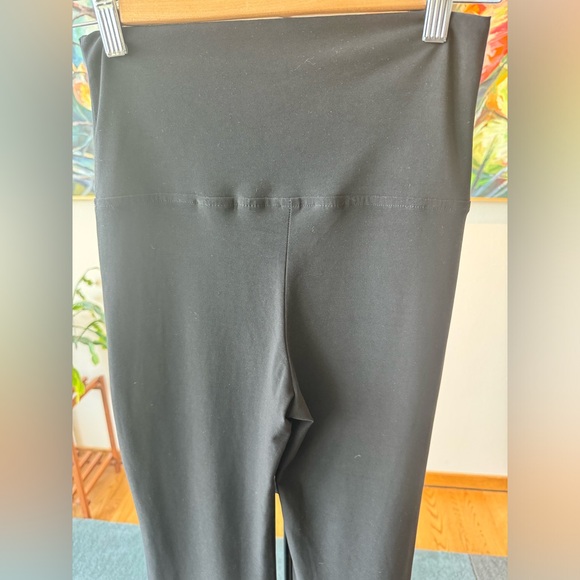 Norma Kamali Black Boot Pants. Size Small. - Picture 9 of 13